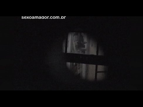 ❤️ Szőke lányt titokban videóra vette a környékbeli kukkoló, aki üreges téglák mögé rejtőzött ❤️ Orosz pornó at hu.desixxxtube.ru