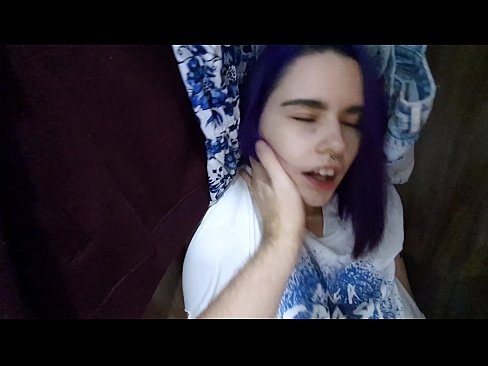 ❤️ Megtaláltam a nővéremet a szekrényben, és segítettem neki elélvezni. ❤️ Orosz pornó at hu.desixxxtube.ru